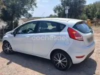 Usado Ford Fiesta Titanium X 95 CV (69 kW) 2015 Blanco Utilitario