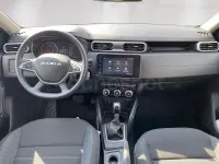 Usado Dacia Duster Journey 150 CV (110 kW) 2024 Gris / plata SUV