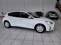 Usado Ford Focus Trend 95 CV (69 kW) 2019 Blanco Berlina