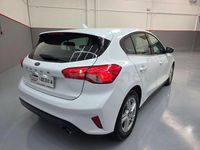 Usado Ford Focus Trend 95 CV (69 kW) 2020 Blanco Berlina