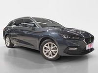 Usado Seat Leon Style 150 CV (110 kW) 2025 Gris / plata Berlina