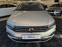 Usado VW Passat Business 150 CV (110 kW) 2020 Gris / plata Berlina