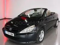 Usado Peugeot 307 CC 138 CV (101 kW) 2005 Negro Descapotable
