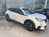Usado Peugeot 2008 Allure 130 CV (95 kW) 2022 Otro SUV