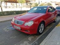 Usado Mercedes C220 143 CV (105 kW) 2004 Rojo Berlina