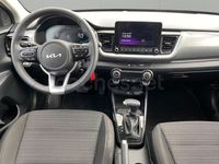 Nuevo Kia Stonic 101 CV (74 kW) 2025 Blanco SUV