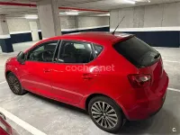 Usado Seat Ibiza CONNECT 90 CV (66 kW) 2016 Rojo Berlina