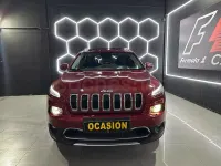 Usado Jeep Cherokee Night Eagle 200 CV (147 kW) 2016 Granate SUV