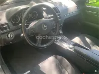 Usado Mercedes C220 Elegance 150 CV (110 kW) 2007 Gris / plata Berlina