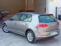 Usado VW Golf VII Advance 105 CV (77 kW) 2015 Gris / plata Berlina
