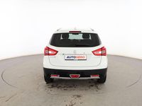 Usado Suzuki SX4 110 CV (80 kW) 2018 Blanco SUV