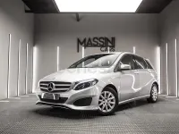 Usado Mercedes B200 Urban 156 CV (114 kW) 2016 Gris / plata Utilitario