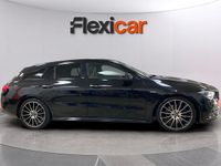 Usado Mercedes CLA200 Shooting Brake 163 CV (119 kW) 2021 Negro Familiar