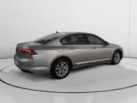 Usado VW Passat 150 CV (110 kW) 2021 Gris Berlina