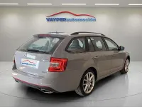 Usado Skoda Octavia RS 184 CV (135 kW) 2014 Gris / plata Familiar