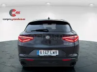 Usado Alfa Romeo Stelvio Sprint 160 CV (117 kW) 2022 Negro SUV