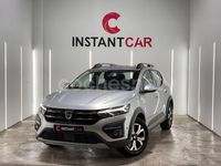 Usado Dacia Sandero Comfort 90 CV (66 kW) 2020 Gris / plata Berlina