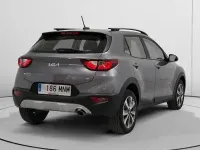 Usado Kia Stonic 100 CV (73 kW) 2024 SUV
