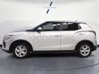 Usado SsangYong Tivoli Limited 163 CV (119 kW) 2021 Gris / plata SUV
