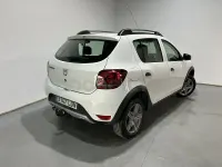 Usado Dacia Sandero Essentiel 90 CV (66 kW) 2019 Blanco Berlina