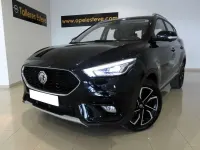 Usado MG ZS Luxury 111 CV (81 kW) 2022 Negro SUV