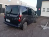 Usado Peugeot Partner Tepee Active 100 CV (73 kW) 2016 Azul Monovolumen