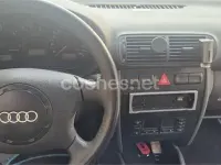 Usado Audi A3 Ambition 110 CV (80 kW) 2000 Azul Utilitario