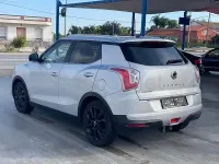 Usado SsangYong Tivoli 115 CV (84 kW) 2017 Gris / plata SUV