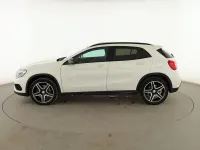 Usado Mercedes GLA220 AMG line 177 CV (130 kW) 2016 Blanco SUV