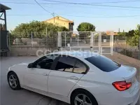 Usado BMW 318 150 CV (110 kW) 2019 Blanco Berlina