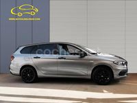 Usado Fiat Tipo Street 95 CV (69 kW) 2019 Gris / plata Familiar