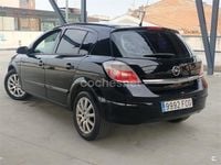 Usado Opel Astra Sport 100 CV (73 kW) 2007 Negro Berlina