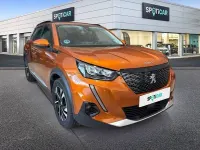 Usado Peugeot 2008 Allure 110 CV (80 kW) 2021 Naranja SUV