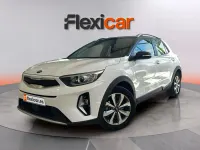 Usado Kia Stonic 101 CV (74 kW) 2021 Blanco SUV