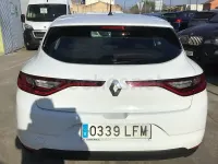 Usado Renault Mégane IV Life 95 CV (69 kW) 2020 Blanco Berlina
