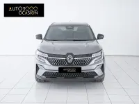 Usado Renault Austral Iconic 200 CV (147 kW) 2023 Gris / plata SUV