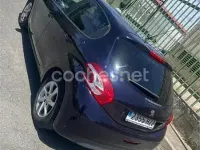 Usado Peugeot 208 Active 82 CV (60 kW) 2014 Azul Utilitario