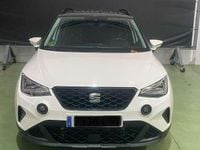 Usado Seat Arona Ecomotive 110 CV (80 kW) 2021 Blanco SUV