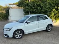 Usado Audi A1 Sportback Ambition 105 CV (77 kW) 2012 Blanco Utilitario