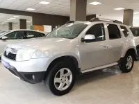 Usado Dacia Duster Ambiance 107 CV (78 kW) 2010 Gris / plata SUV