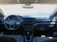 Usado VW T-Cross Advance 110 CV (80 kW) 2021 Gris SUV