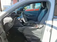 Nuevo Peugeot 2008 Allure 100 CV (73 kW) 2026 Blanco SUV