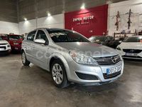 Usado Opel Astra Essentia 90 CV (66 kW) 2008 Gris / plata Berlina
