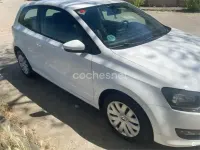 Käytetty VW Polo Advance 70 HP (51 kW) 2014 Valkoinen Sedan