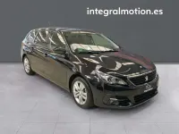 Usado Peugeot 308 SW Style 130 CV (95 kW) 2019 Negro Familiar