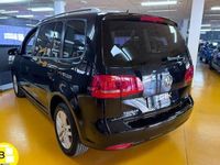Usado VW Touran Advance 105 CV (77 kW) 2015 Negro Monovolumen