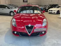 Usado Alfa Romeo Giulietta 120 CV (88 kW) 2017 Rojo Utilitario