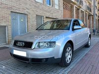 Usado Audi A4 130 CV (95 kW) 2004 Gris / plata Berlina