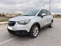 Usado Opel Crossland X Selective 110 CV (80 kW) 2018 Gris / plata SUV