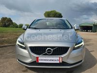 Usado Volvo V40 Kinetic 122 CV (89 kW) 2019 Gris / plata Berlina